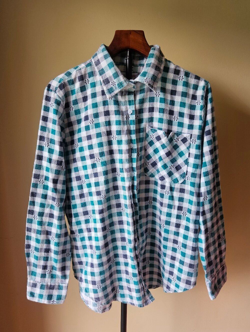 Vintage American Sweetheart Plaid Button-Down in Teal, Black, and White